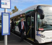 Inauguration de la Fabrique Energétique : essai du bus électrique mis à disposition par Kéolis et la Communauté Urbaine Caen la Mer (crédits photos : Stéphane Dévé)