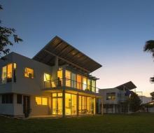 La maison solaire-hydrogène de CNX Construction